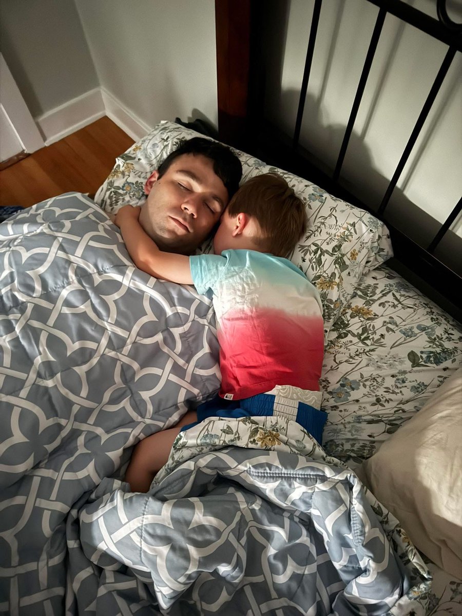 Mirandykay's tweet photo. Happy Birthday to the best husband &amp; daddy out there! We love you so, so much, Babe, &amp; are so grateful that Jesus blessed us with you! Have the best day, Jord, &amp; may God bless you with your best year yet! I’m excited for all He has in store for you &amp; for our family ❤️ I love you! https://t.co/RQ70z1YivU