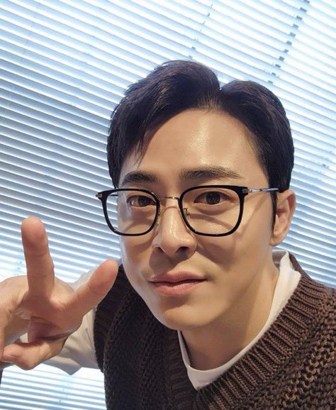 icy ☁️🌈조절 brainrot tweet media