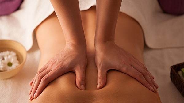 TuKu368's tweet photo. Em nhận Mát xa Body Yuni bằng tinh dầu tận nơi TPHCM và tỉnh gần TP
Giúp giảm đau mỏi vai gáy
Tele @YonySG3979
Zalo em 0933989428 ạ https://t.co/HG1mTuFlTS