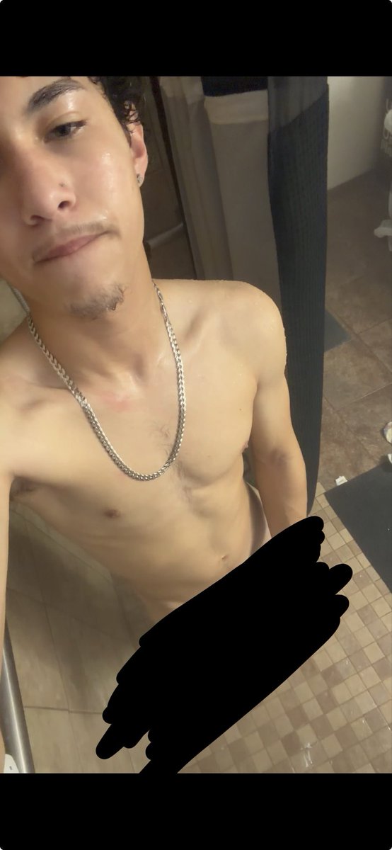 Adonisaurr's tweet photo. I know you want to message me! 👀
Find out whats hiding 😶‍🌫️ https://t.co/R9A48PqZ2b