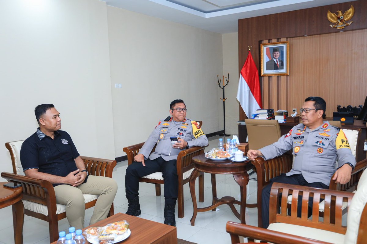 Irjen Pol. Drs. Waris Agono., M.Si tweet media