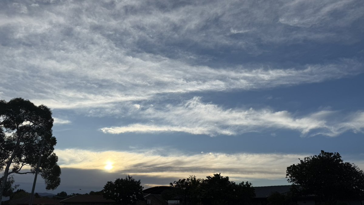 wapple15's tweet image. Good night from #Canberra ☀️🌤️🌧️😴