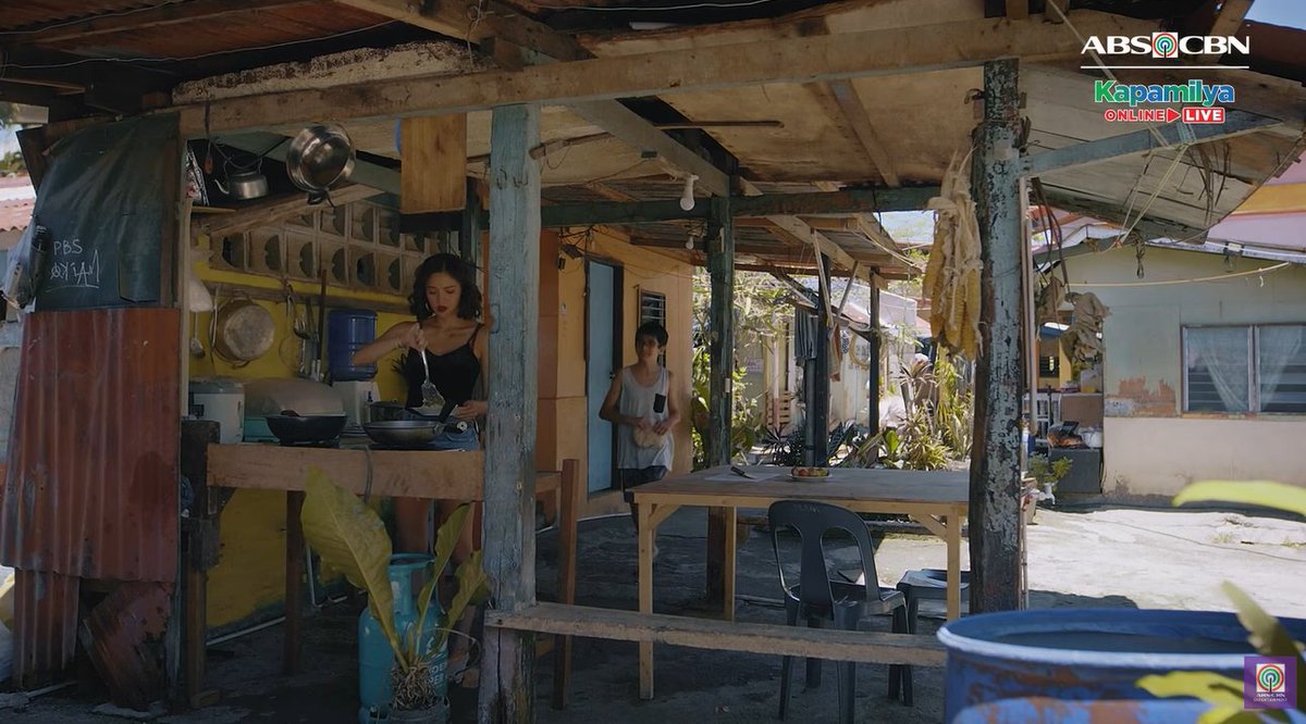 yunis 🍂 tweet media