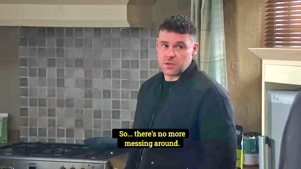 polingirl's tweet image. oh Aaron, I love you so much &amp;lt;33 #robron