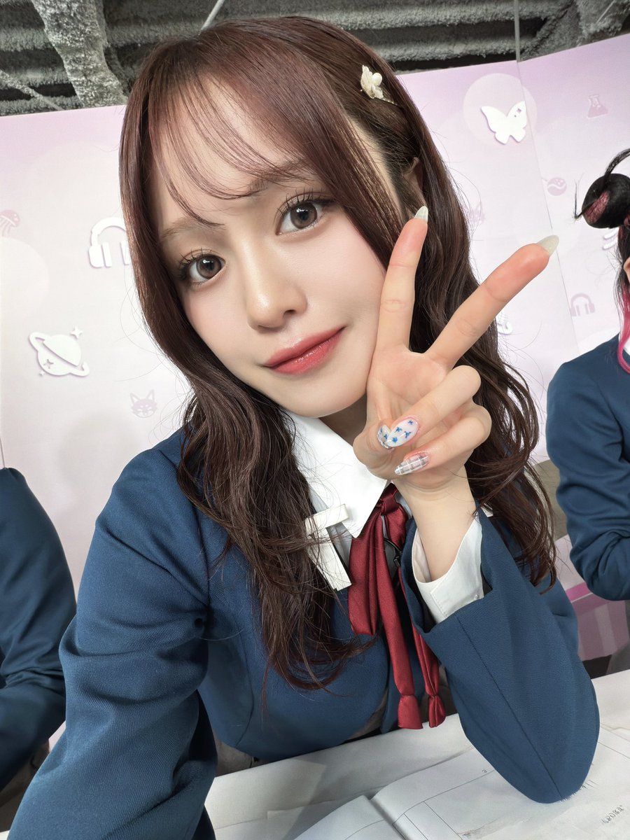 絵森彩 tweet media