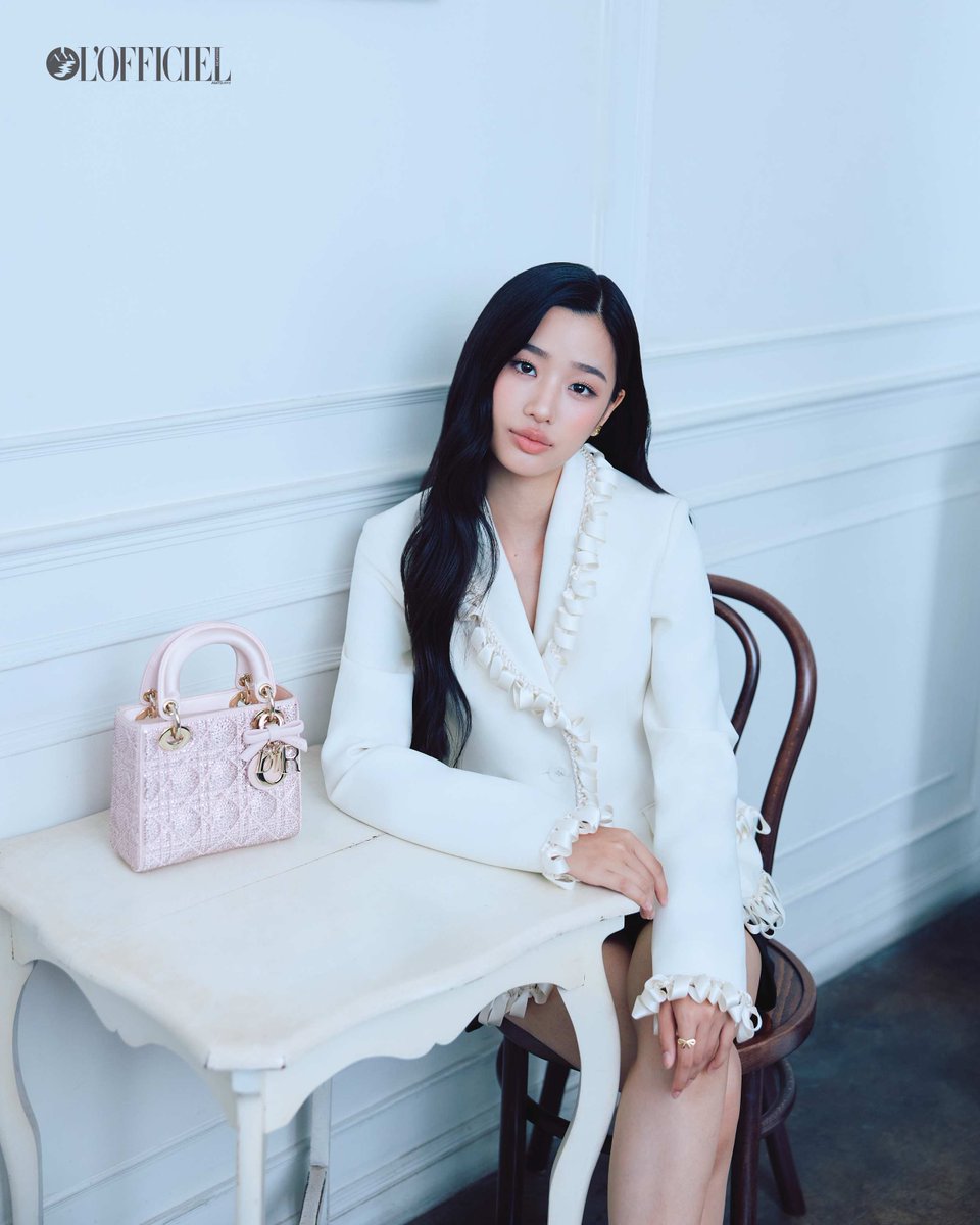 L'OFFICIEL SINGAPORE tweet media