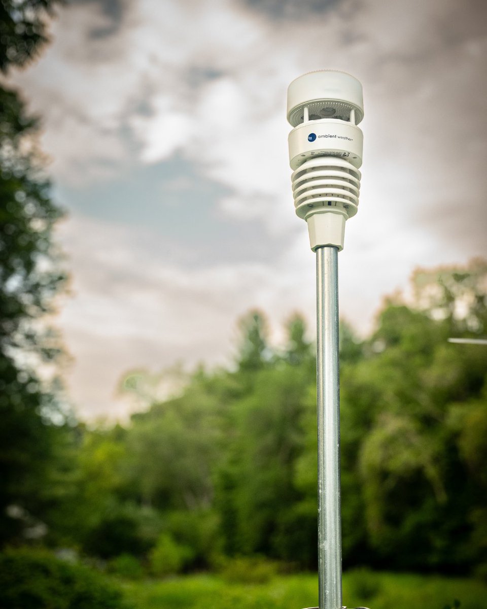 ambientweather's tweet image. Spring skies, fresh data. 🌿🌤️

The WS-4000 stands ready—capturing every shift in the season from your own backyard.

bit.ly/4v6SqXb

#AmbientWeather #Weather #HomeMonitoring #WeatherTech #FYP #Homeowner