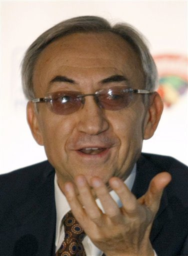 Serbian business magnate Miroslav Mišković is kidnapped by a criminal gang, which demands a €7 million ransom for his release.