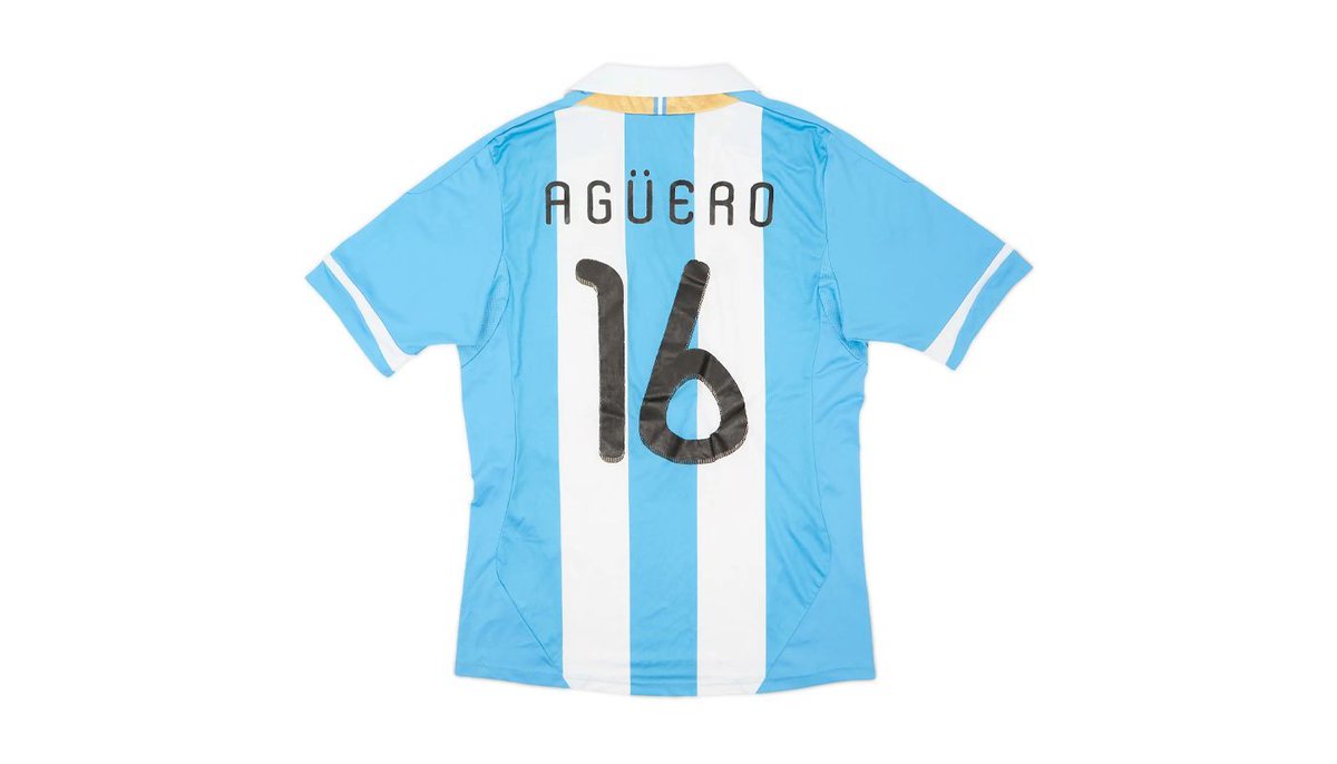 Classic Football Shirts tweet media