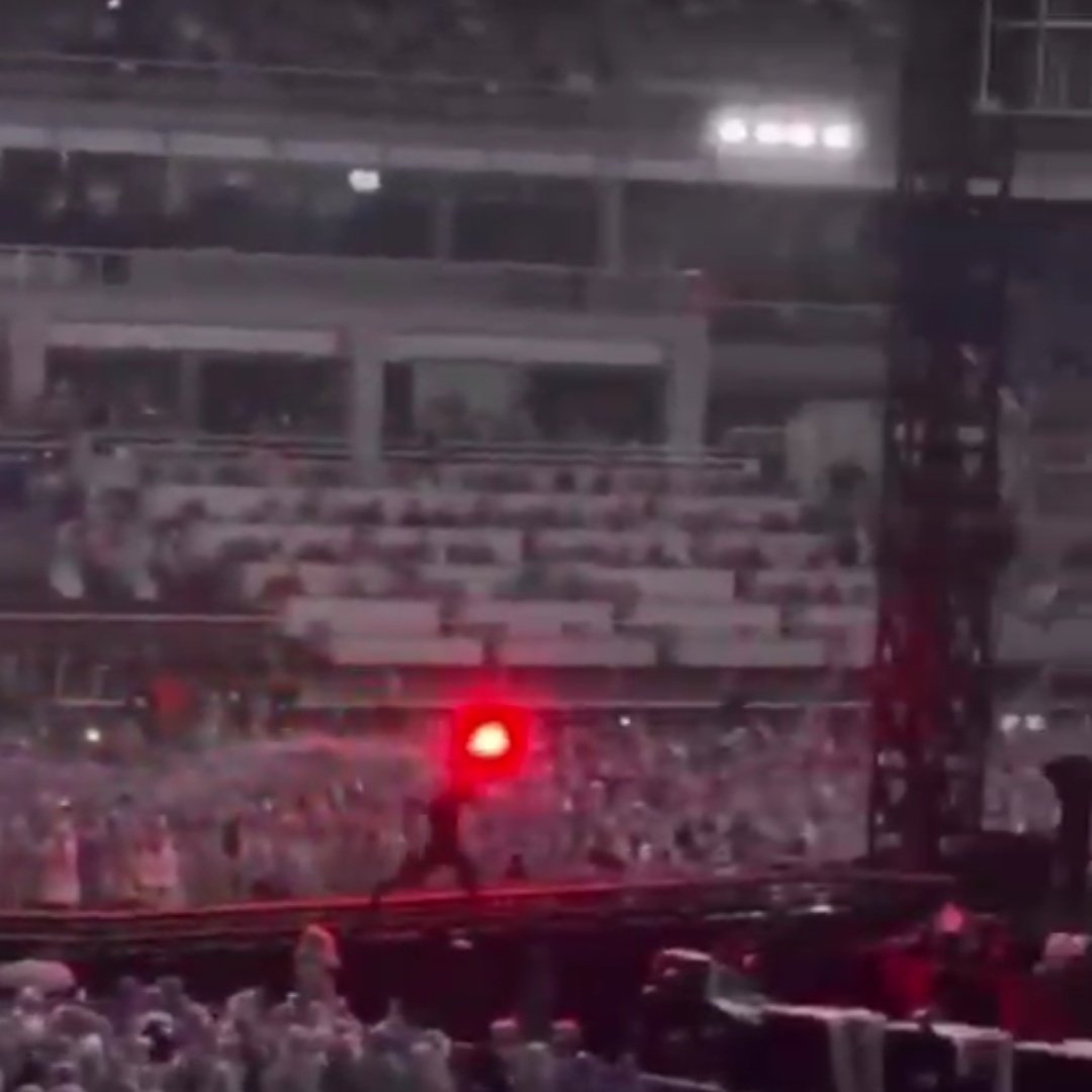 Hate Crave tweet media