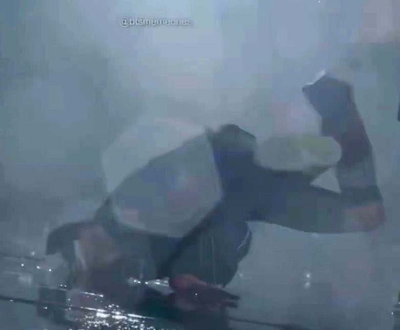 Elle ⁷ 엘르 💜🇨🇦 | ⊙⊝⊜ tweet media