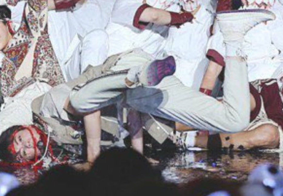 Elle ⁷ 엘르 💜🇨🇦 | ⊙⊝⊜ tweet media