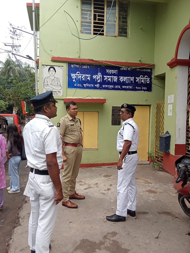 Kolkata Police tweet media