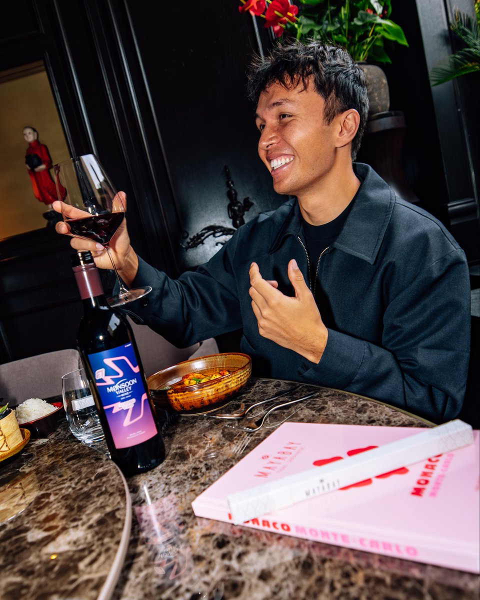 Alex Albon tweet media