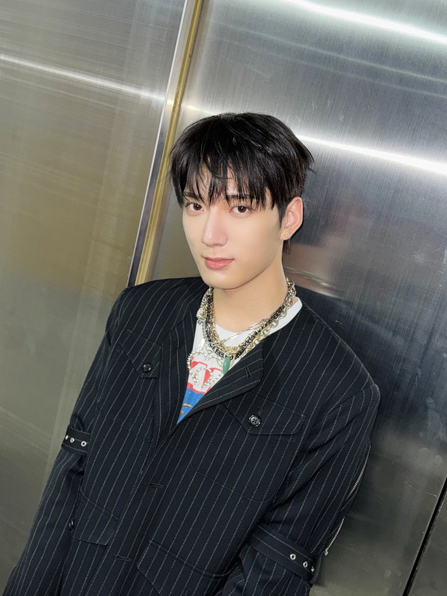 hrtz.wav (하츠웨이브) tweet media