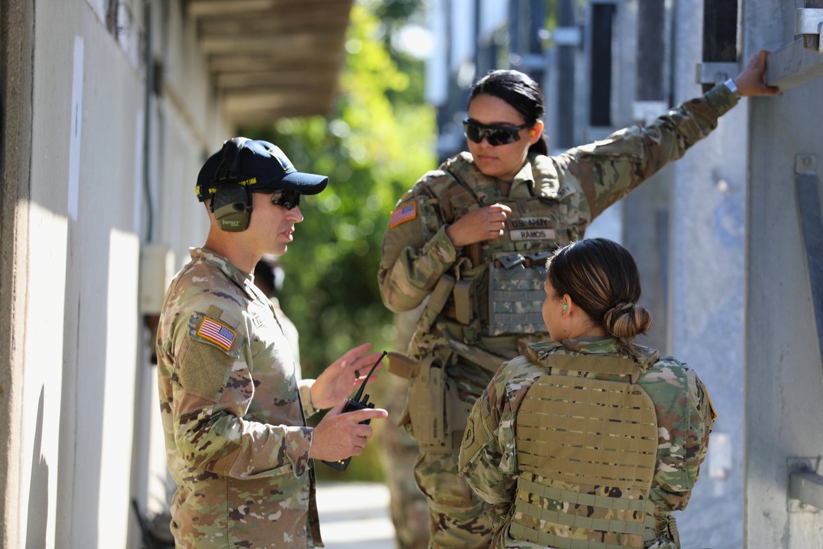 innationalguard's tweet photo. Your resume called. It wants leadership experience.

The Indiana Army National Guard delivers skills employers respect.

#IndianaArmyNationalGuard #ResumeBoost #CareerMoves #IndianaGuard #GuardGrowth https://t.co/dIQW29wp3v