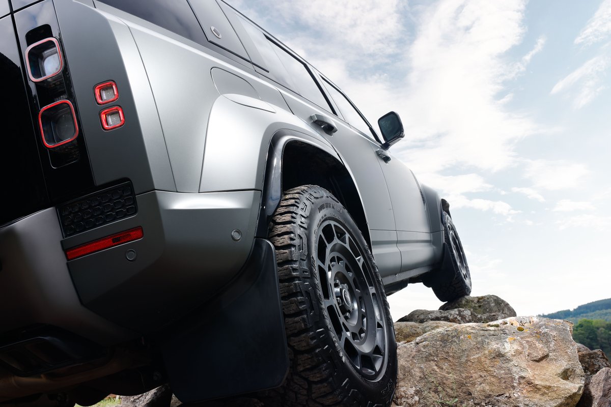 Pentland Land Rover tweet media