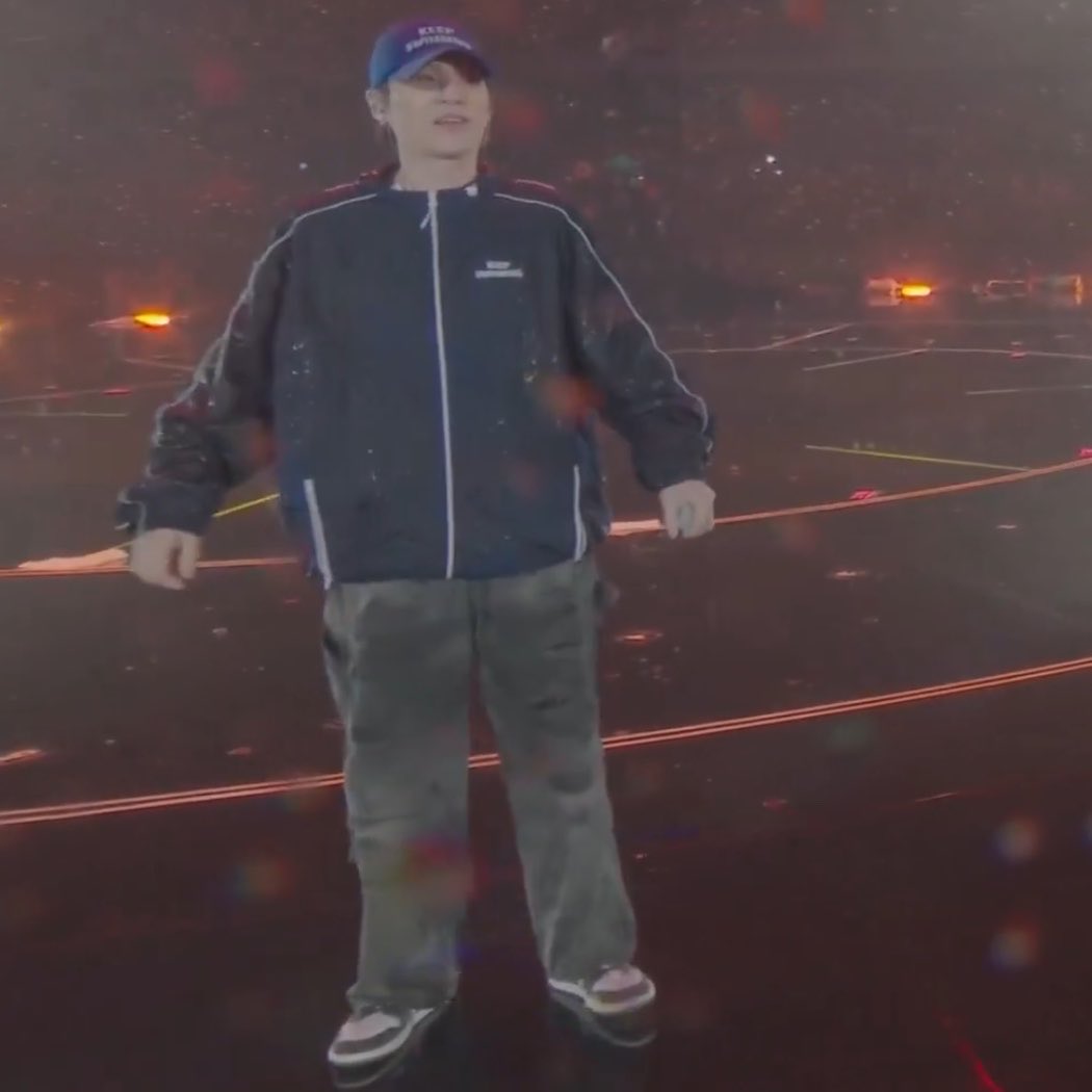 aguststream's tweet photo. IM CRYING https://t.co/imckex3xQI