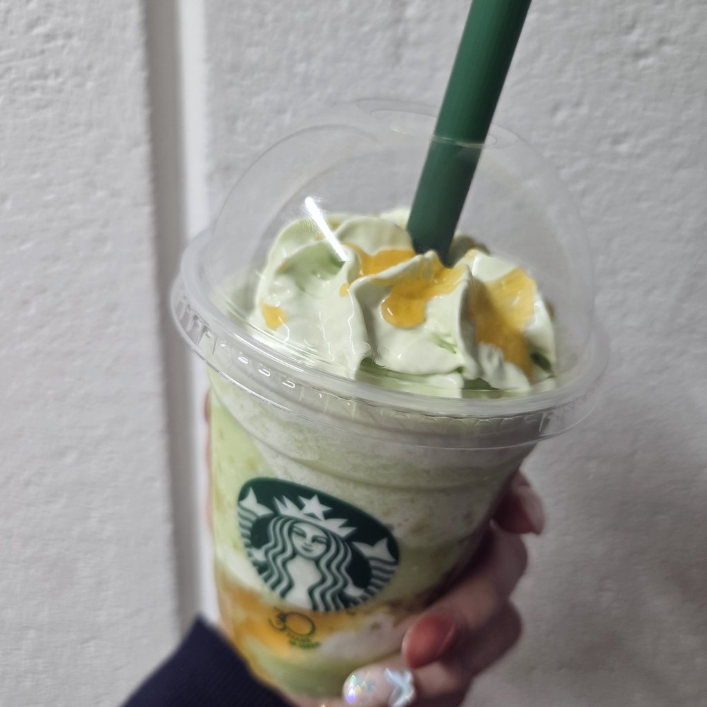 神巳 藍名【aina kanmi】 tweet media