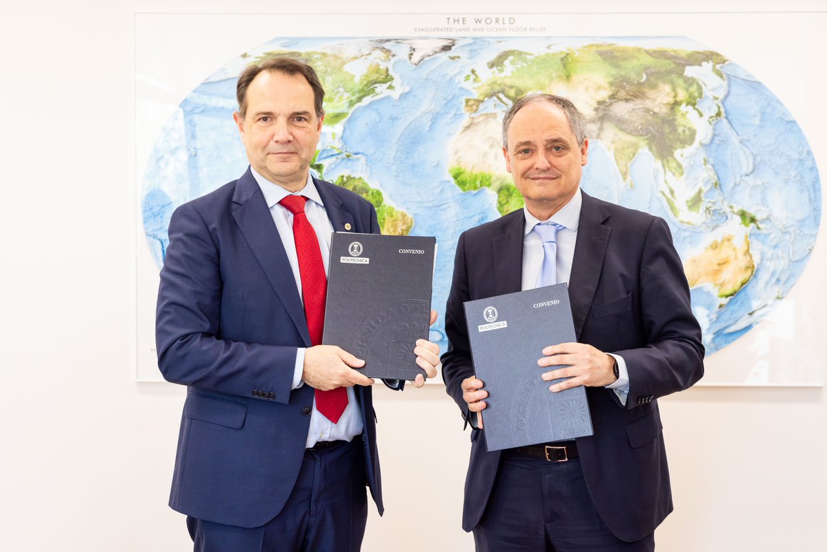 La_UPM's tweet image. LA UPM y @ENAIRE  crean una cátedra conjunta para impulsar la #innovación en la gestión del tráfico aéreo. 
🗞️short.upm.es/trizp
(Sigue el hilo para conocer más detalles ⬇️)
#somosUPM #Investigación #ATM