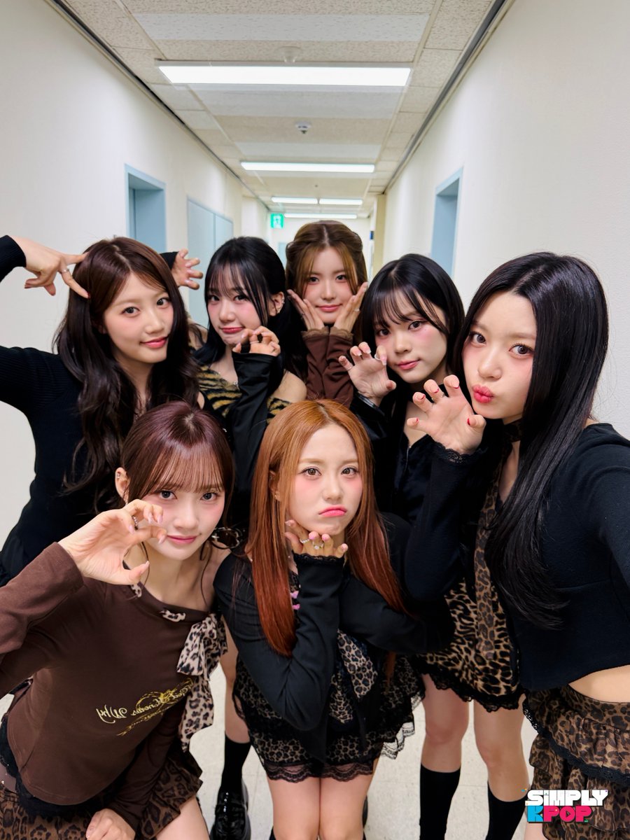 It was only a matter of time💟
Our love for CSR is something we Can't Hide Anymore💝

#CSR #첫사랑 #숨길_수_없는_맘인걸 
#SimplyKpop #심플리케이팝