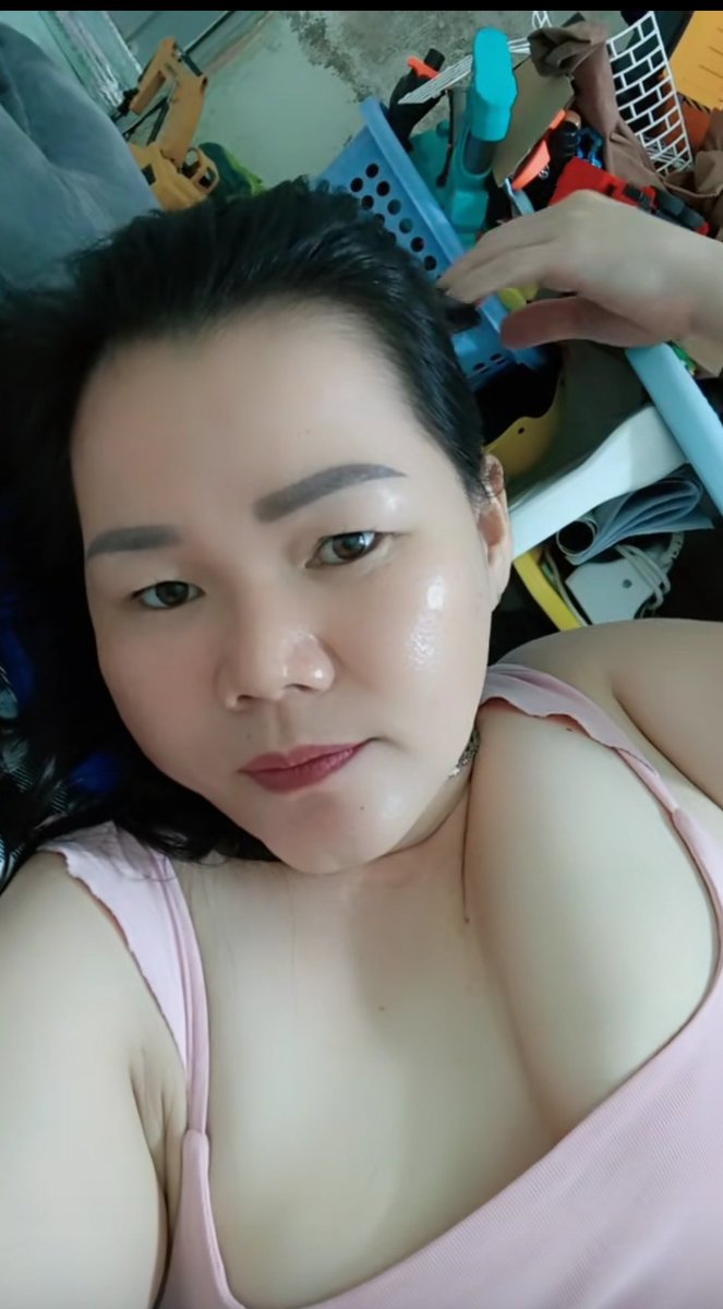 Cẩm Hồng tweet media