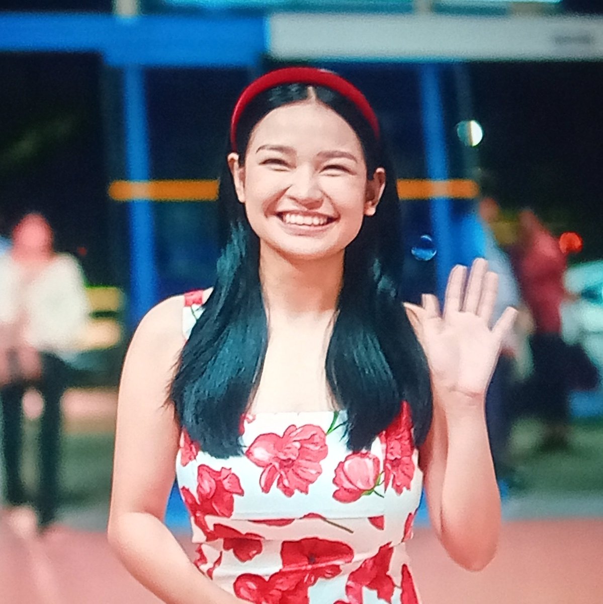 roxyarchieluvs2's tweet photo. kakatapos ko lang manood ng 18th rose at gusto ko lang sabihin na ang galing galing nila xyriel manabat at kyle echarri sa movie. ang husay nila magpatawa, magpakilig at magpaiyak!! sobrang galing niyo @xmnbt @kyle_echarri ! ! 😭❤

#XyrielManabat #KyleEcharri 
#18thRose https://t.co/Tga5pMJnz0
