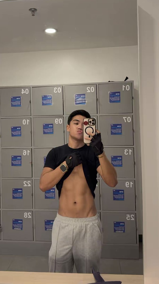 AntonPrimeX's tweet photo. Gym done. I wanna fuck :( https://t.co/y4Bi8MzRGc
