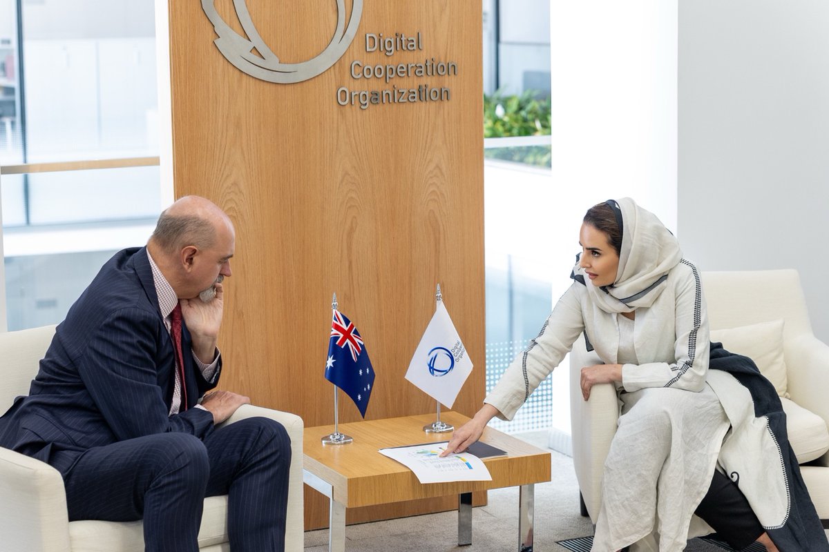Dalyahya's tweet image. From continent to connected economy, Australia’s digital transformation continues to grow in strength and momentum. 

A very fruitful meeting with H.E. Miles Armitage, Australia’s Ambassador to Saudi Arabia, to explore #Australia’s digital priorities and opportunities to deepen