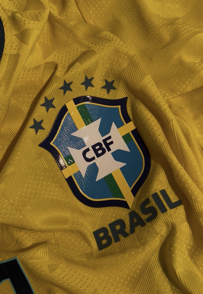 Diegocalle_15's tweet photo. Ahora que se está acercando el mundial, menos de tres meses. Mis colegas de @kitiss06 me han dejado ver en primera mano la camiseta de Pedri (España) Vinicius (Brasil)

En https://t.co/JF0wWyF6u7 las podéis encontrar a muy buen precio o 📲 +86 158 1456 7581 https://t.co/N68NofuyLd