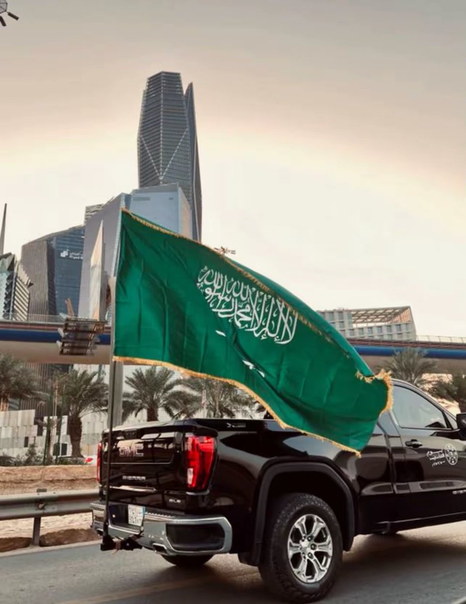 كويتية حره💙💙 tweet media