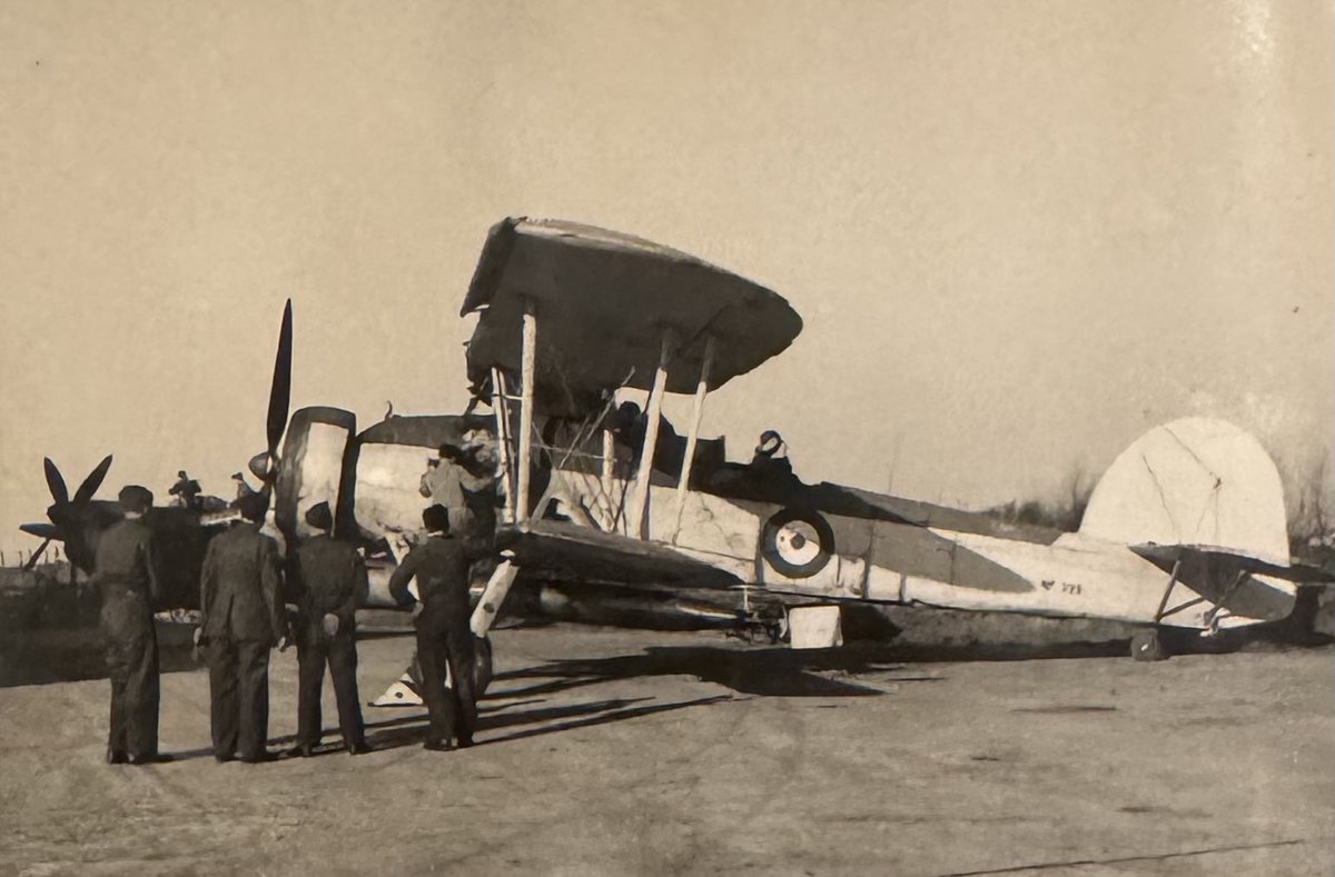 wtbattlefields's tweet image. Nicely captured image of a #Swordfish at RAF Locking near Weston-super-Mare, taken on 18 March 1949. Copyright Jean Sugar collection.