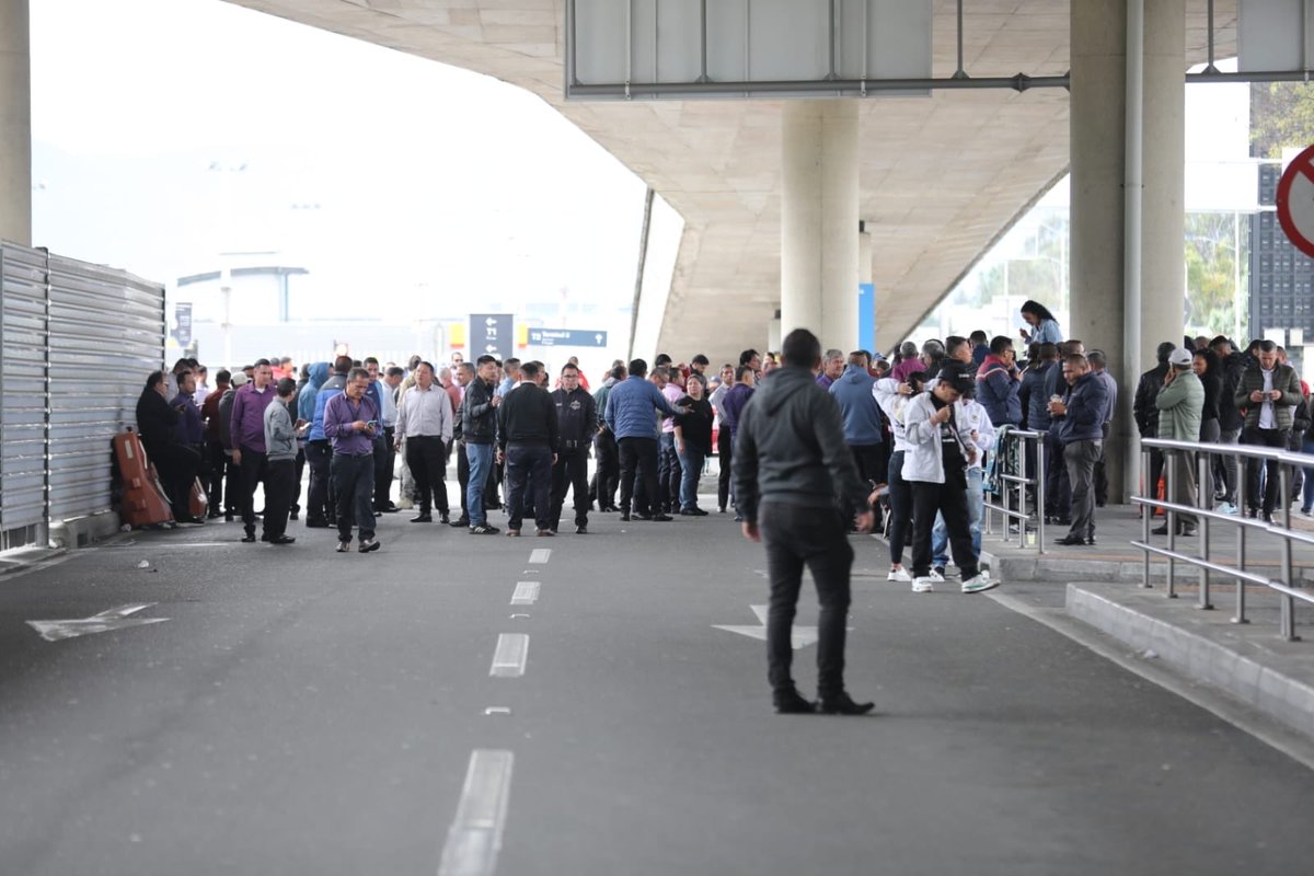 EL TIEMPO tweet media