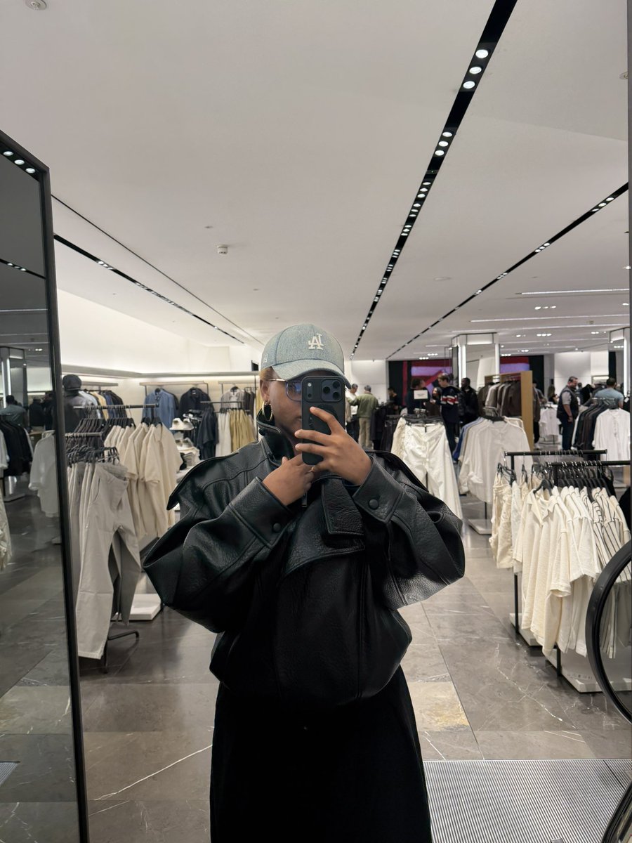 Adeyysvibe tweet media