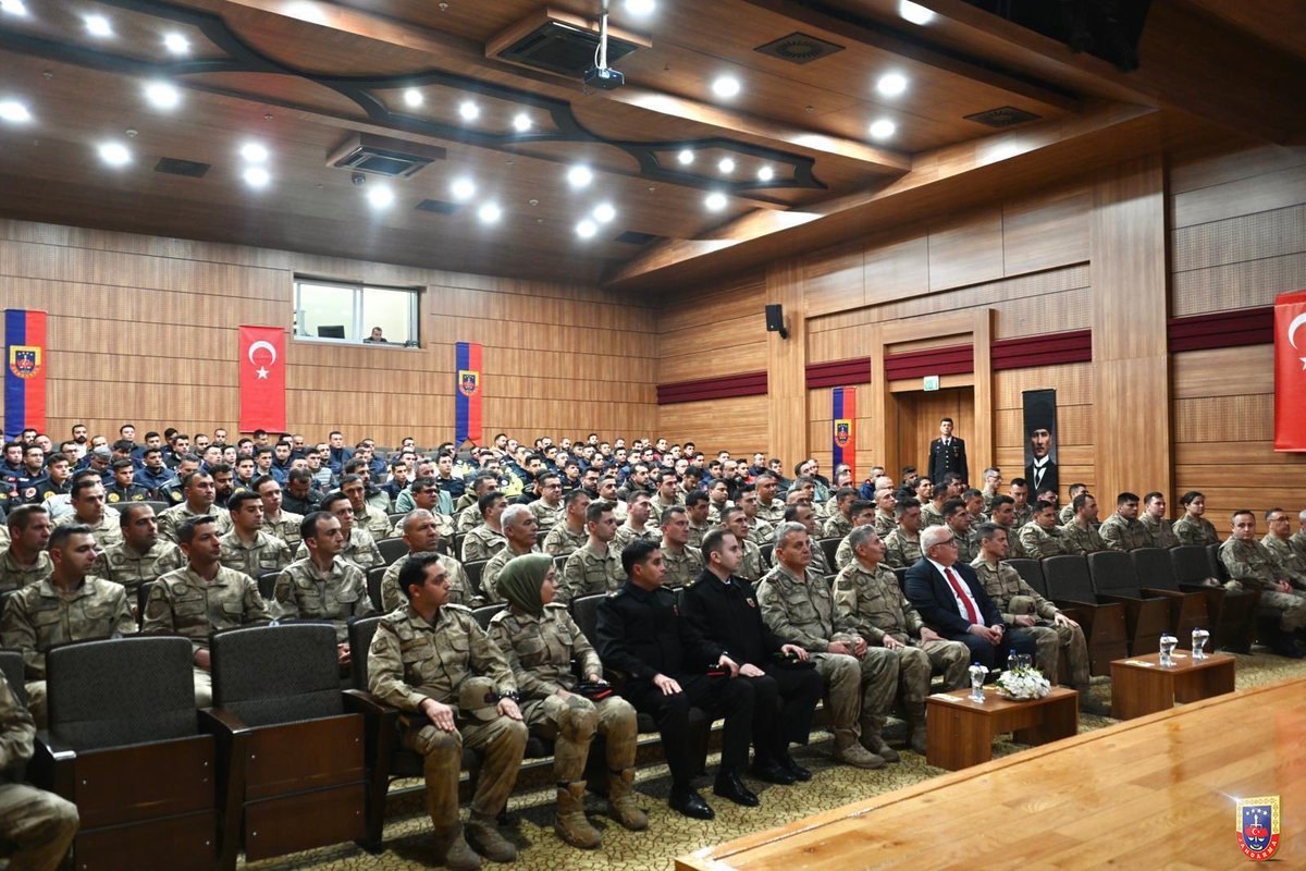 T.C. Jandarma Gn. K tweet media