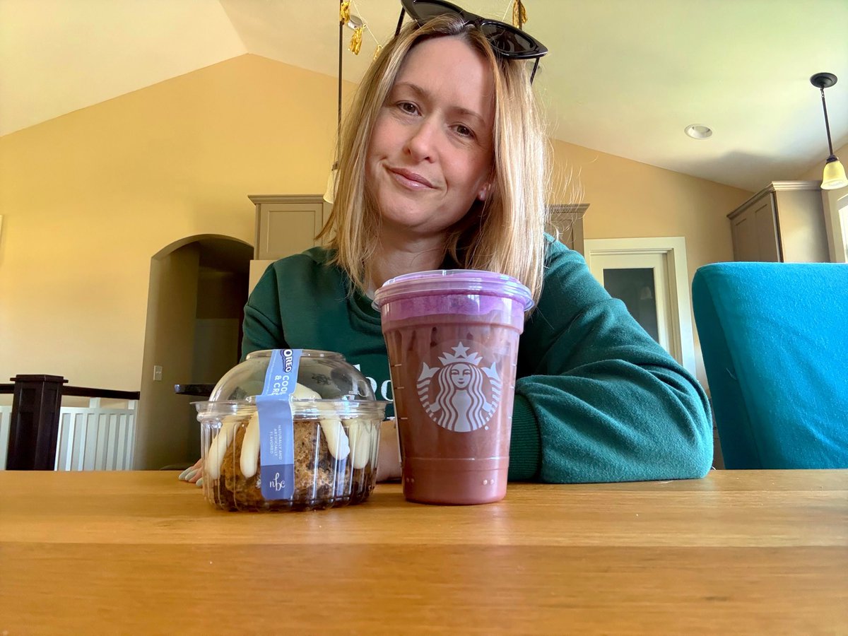 IAmJillyBean tweet media