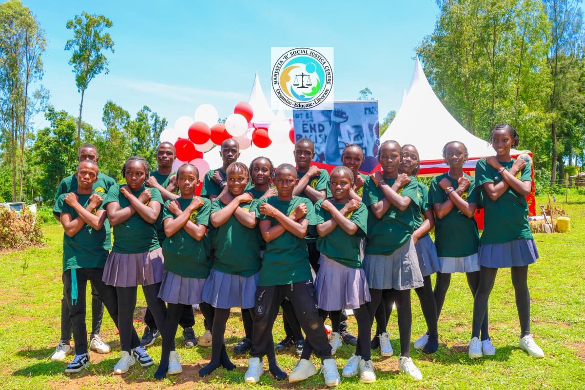 ManyattaBSJC's tweet photo. #UbuntuVillageGroundbreakingEvent
Our Adolescents Dance Crew were on site at the groundbreaking ceremony of the  Social Justice Movement's  Ubuntu Village in Kadawa, Kisumu West Sub-County..... a space for community organizing &amp; HRDs Wellbeing! 
@NLinKenya @social_wg https://t.co/rlGOMOPOaf
