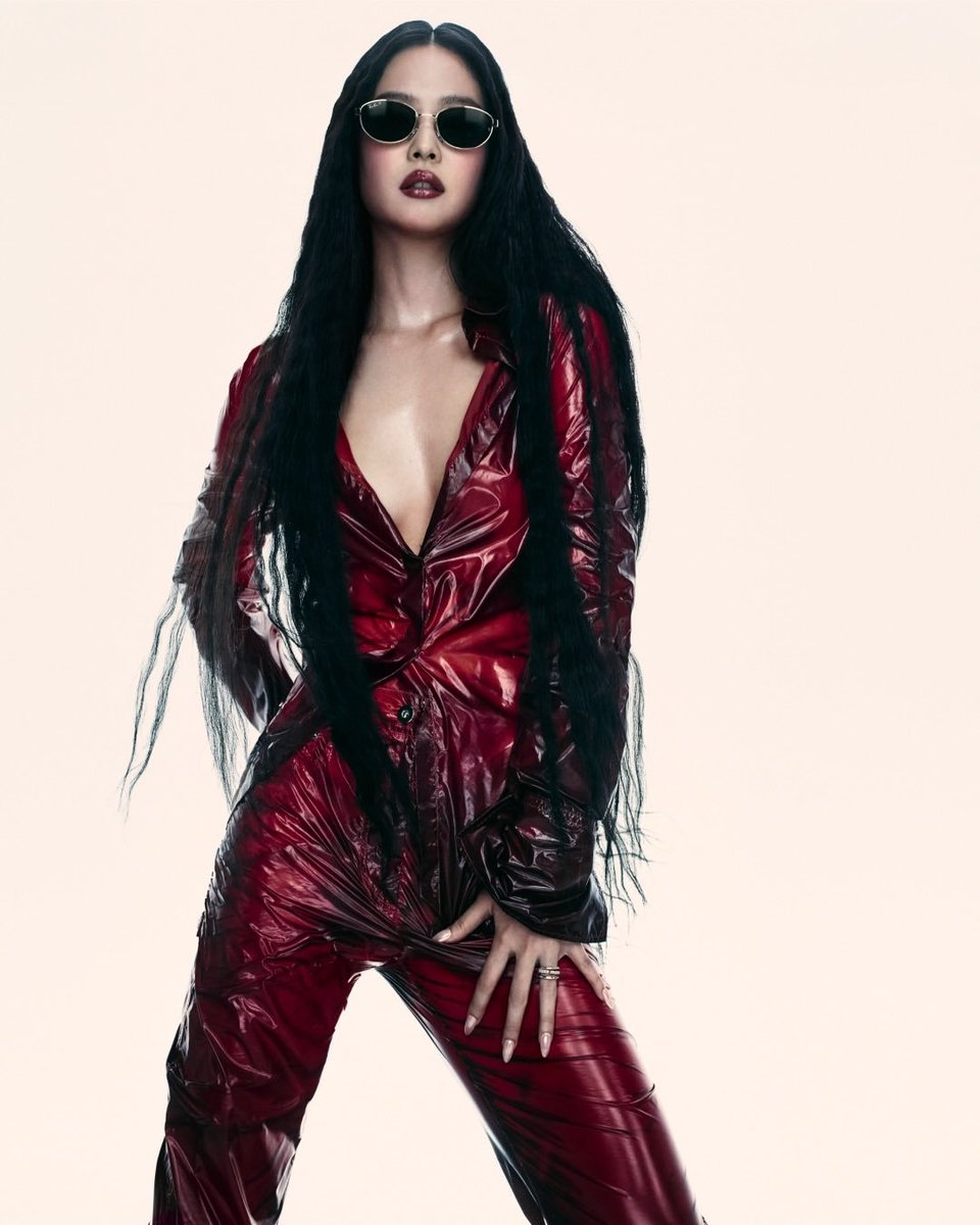 JENNIE on Spotify tweet media