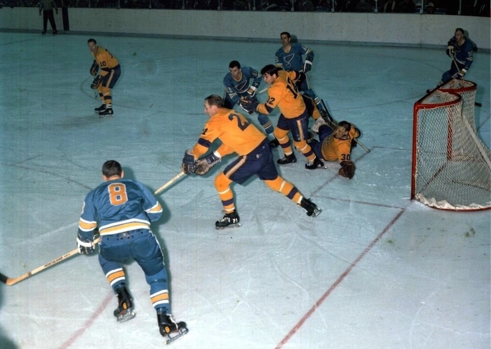 pre2000hockey's tweet image. #vintagehockey #kings #blues