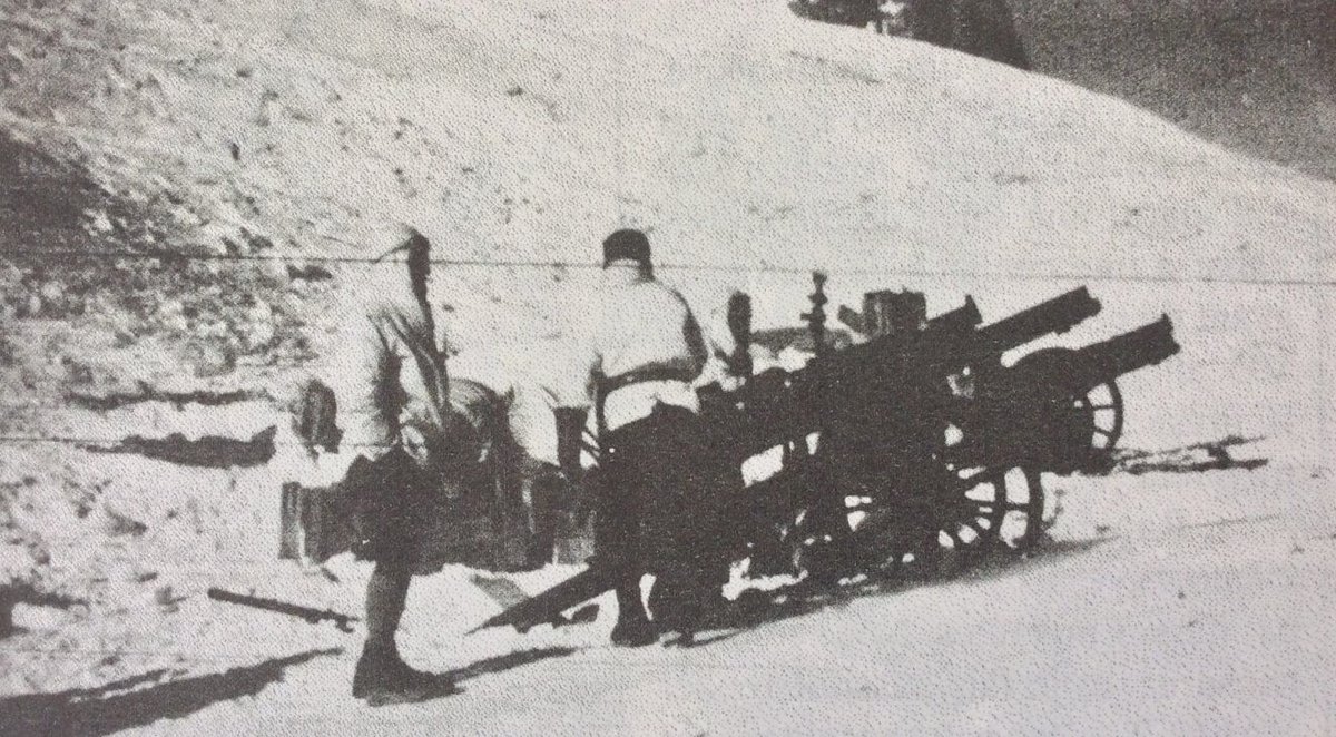 TheatrumBelli's tweet photo. 9 avril 1945 : le #duel d’#artillerie le plus haut d’Europe.
----
Deux équipes de pièce de la 7e Batterie du 93e Régiment d’Artillerie de Montagne (RAM) accomplissaient un véritable exploit en livrant le Duel d’artillerie le plus haut d’Europe.
---
https://t.co/l8y81O6vhx
---
#93aRAM
@27bim