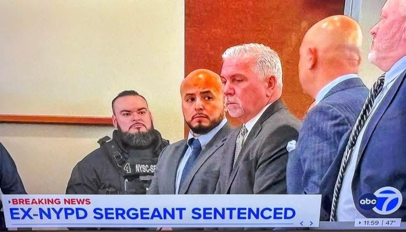 MagaMalinois🙋🏻‍♀️🇺🇸🏒 tweet media