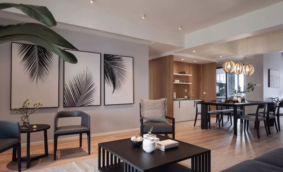 Kelsalovee tweet media