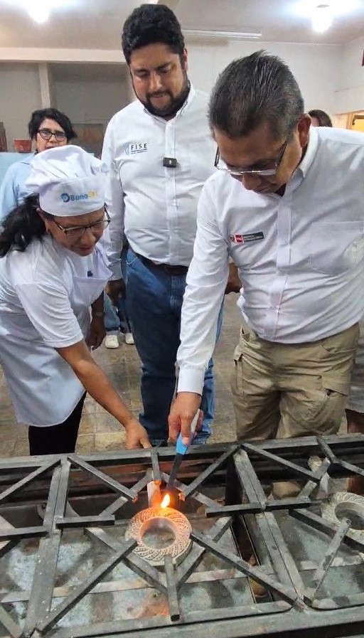 Ugel4's tweet photo. #Comas | 🔵 Inauguran 7 puntos de gas natural en la I.E. “Luis Braille”, mejorando servicios educativos para estudiantes con discapacidad visual gracias al FISE

#EsNoticiaAhora #UGEL04 #FISE https://t.co/aV9jFqW2jX