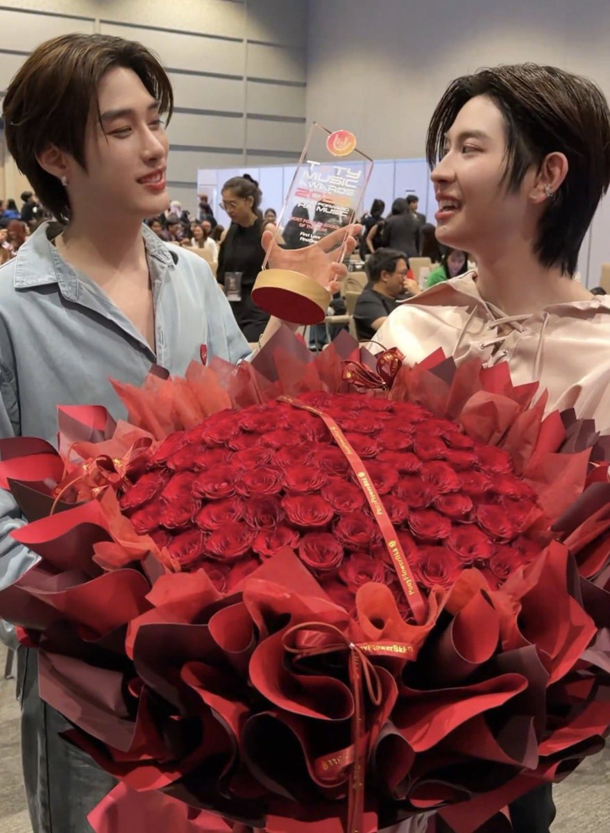 𝐂𝐡 (.◜◡◝ )💢 tweet media