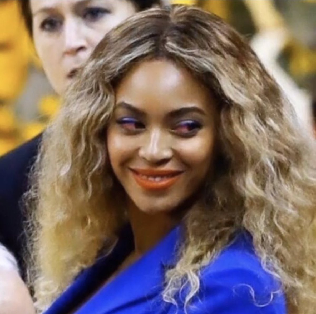 ¢arlezz tweet media