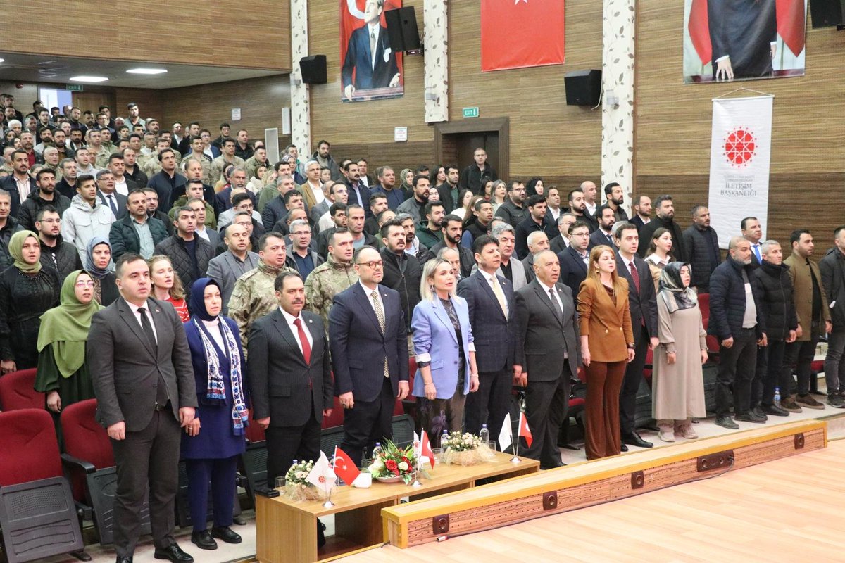 igiraysahin's tweet photo. İletişim Başkanlığımız tarafından Şanlıurfa’da düzenlenen “İletişimin Yeni Yüzyılı: Güçlü İletişim, Etkin Kamu” eğitim programına katıldım.

Hakikat ile yalan arasındaki çizgide net bir duruş sergilenmesi gerektiğini, dezenformasyonu yalnızca bir iletişim sorunu değil, bir millî güvenlik meselesi olarak gördüğümüzü ifade ettik.

https://t.co/wiKZbPGiO9