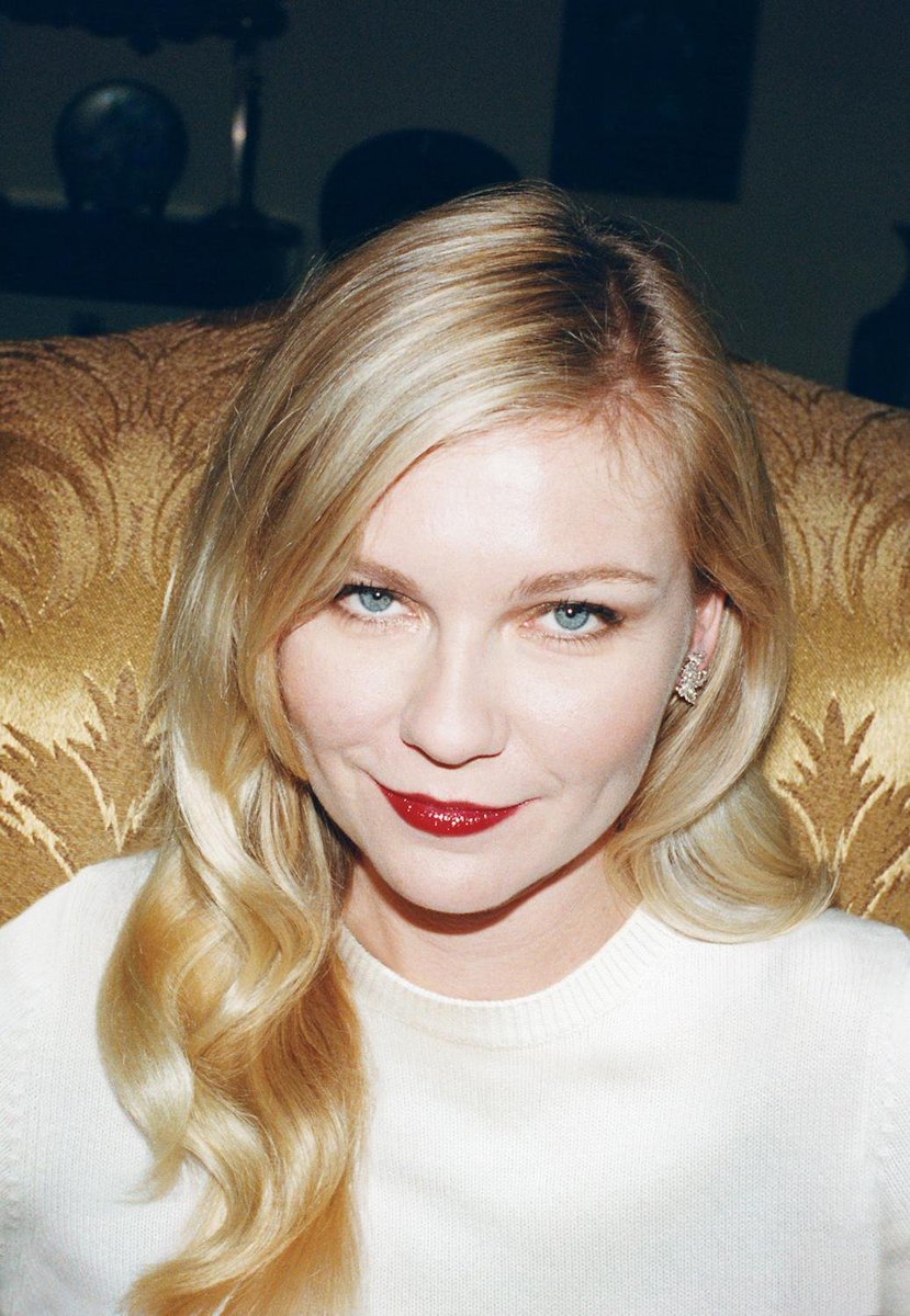 Kirsten Dunst Updates tweet media