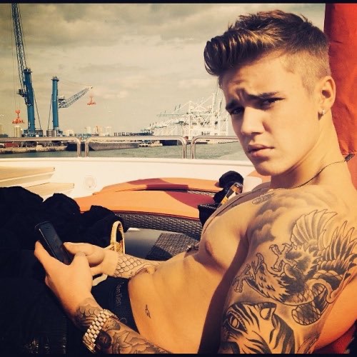 Justin Bieber Dumps tweet media