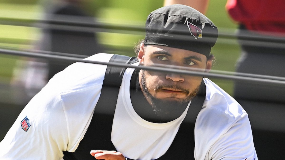 AZCardinals's tweet photo. clocking in 🧱 https://t.co/4bmZLrW0qe