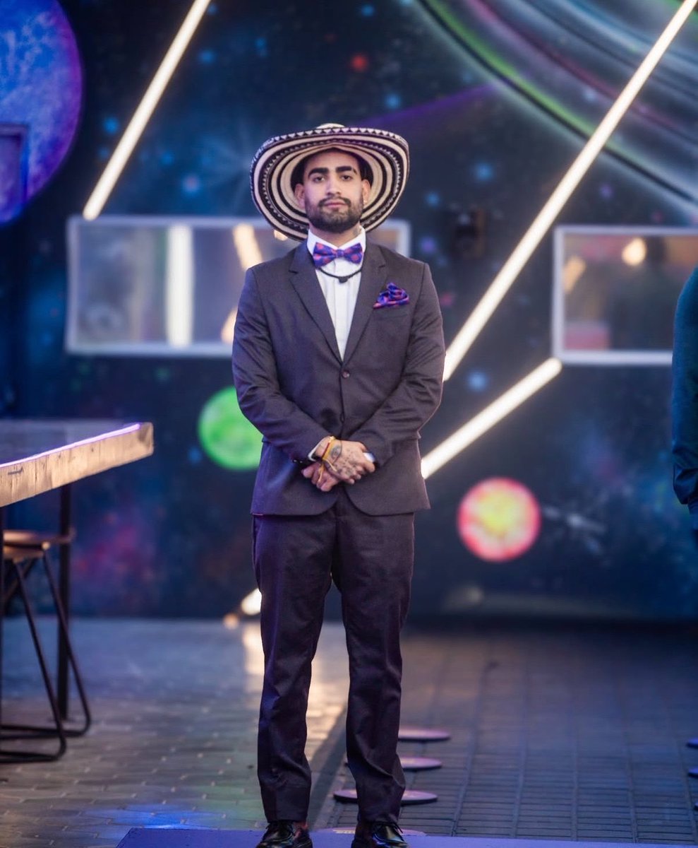 SARAITH CON TH AL FINAL2 tweet media